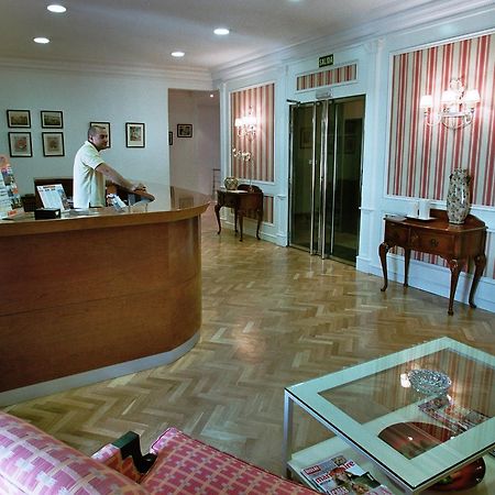 Hostal Jerez Madryt Zewnętrze zdjęcie