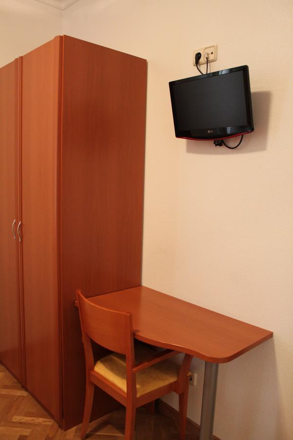 Hostal Jerez Madryt Zewnętrze zdjęcie