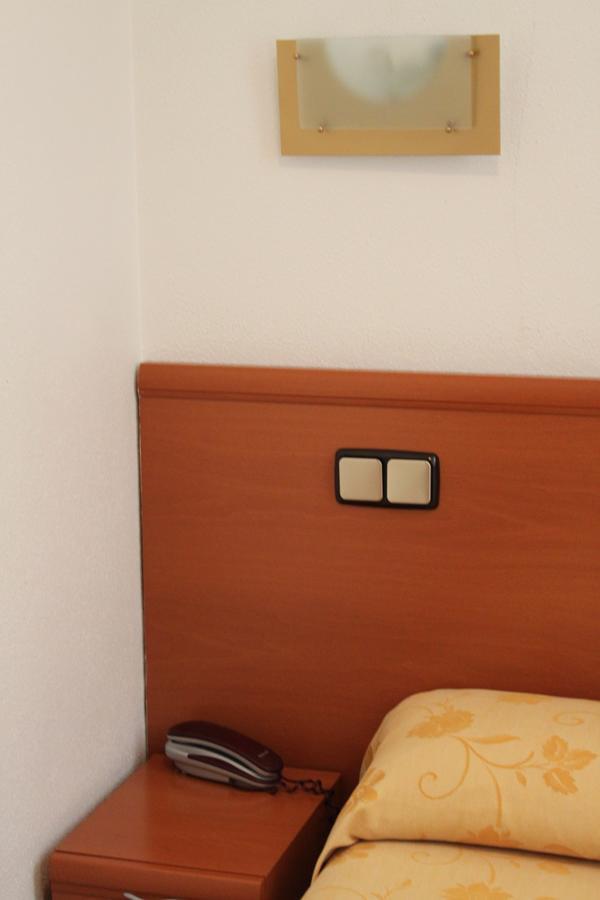 Hostal Jerez Madryt Zewnętrze zdjęcie